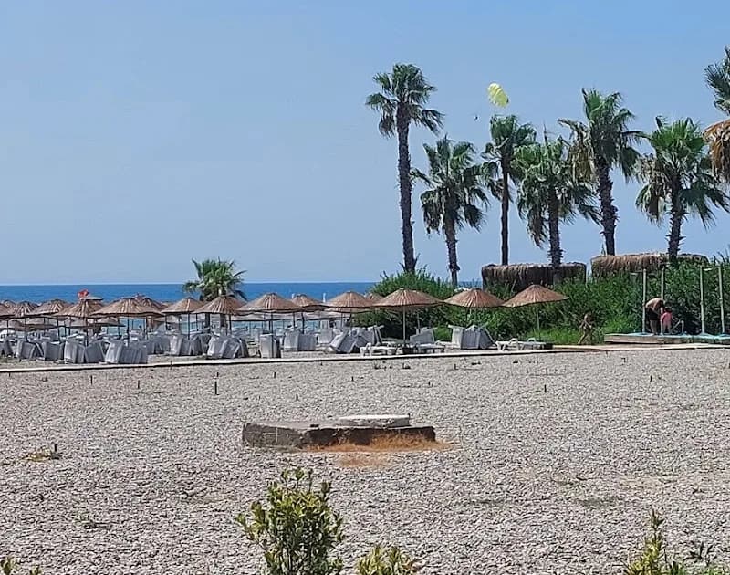 Belediye Halk Plajı ve Restoran