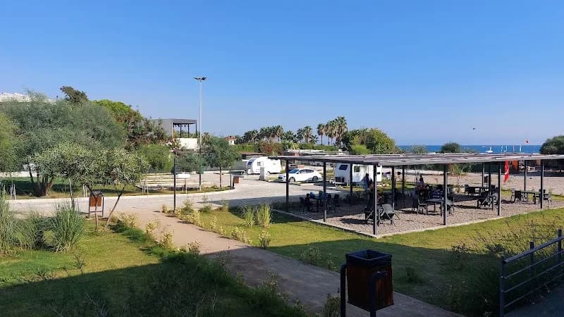 Belediye Halk Plajı ve Restoran