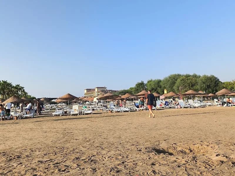 Belediye Halk Plajı ve Restoran