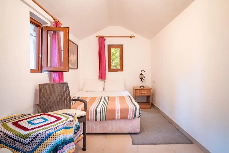 7 PANSİYON Bungalow & Camping