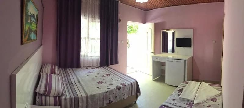 Istanbul Pansiyon & Camping
