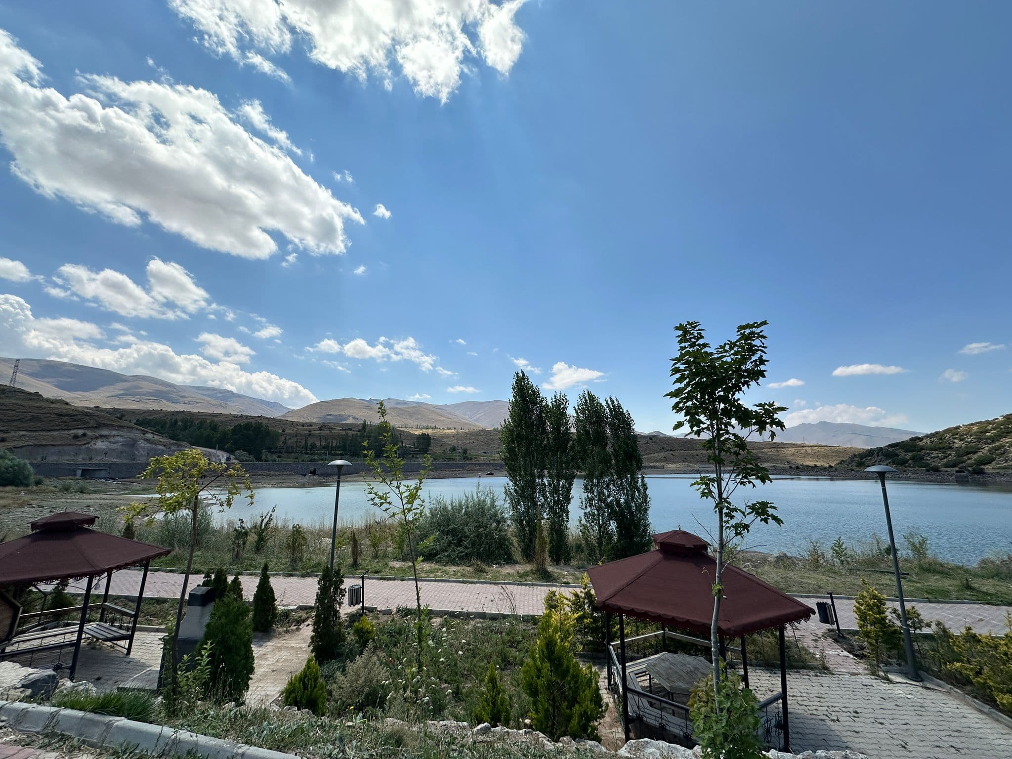 Azatlı Mesire Alanı (Millet Bahçesi)